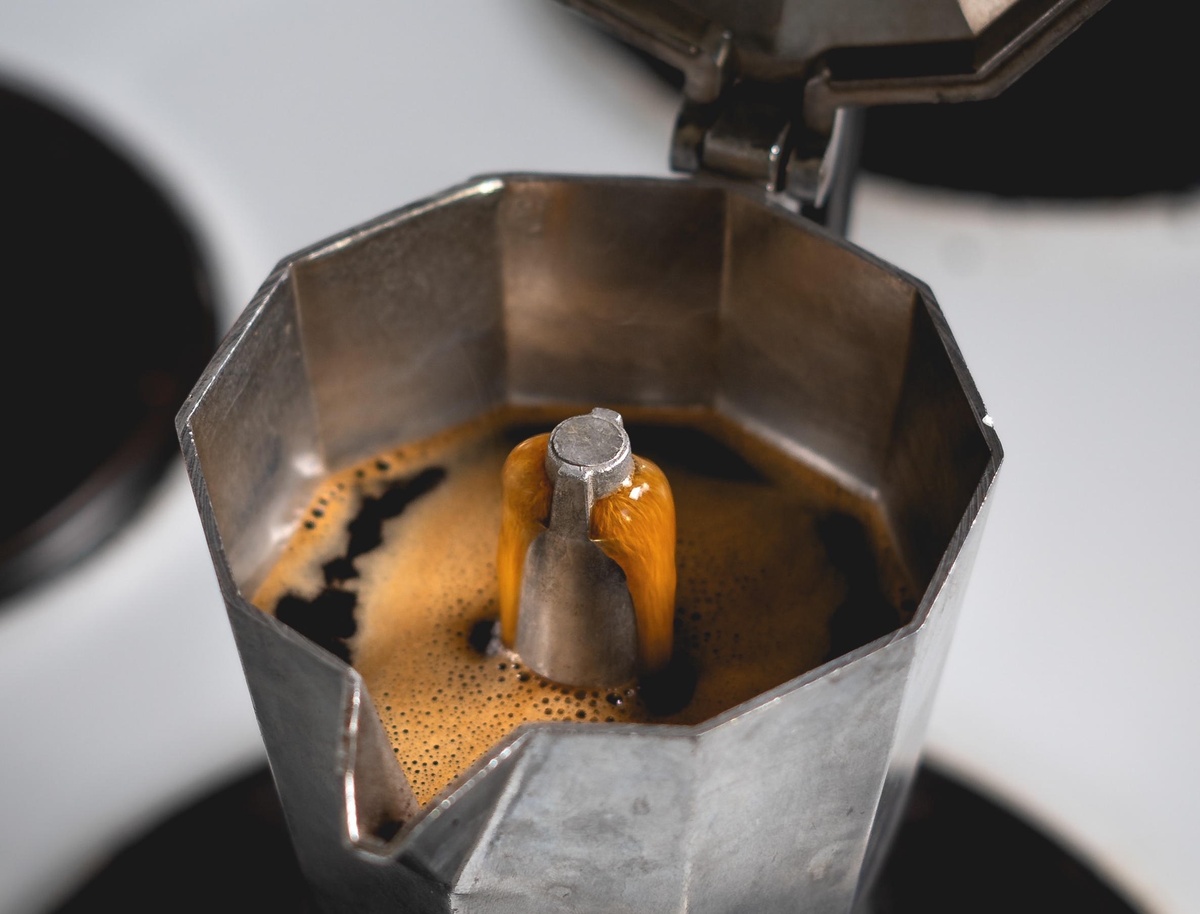 Bialetti - Moka Cafetera espresso para estufa, hace café italiano
